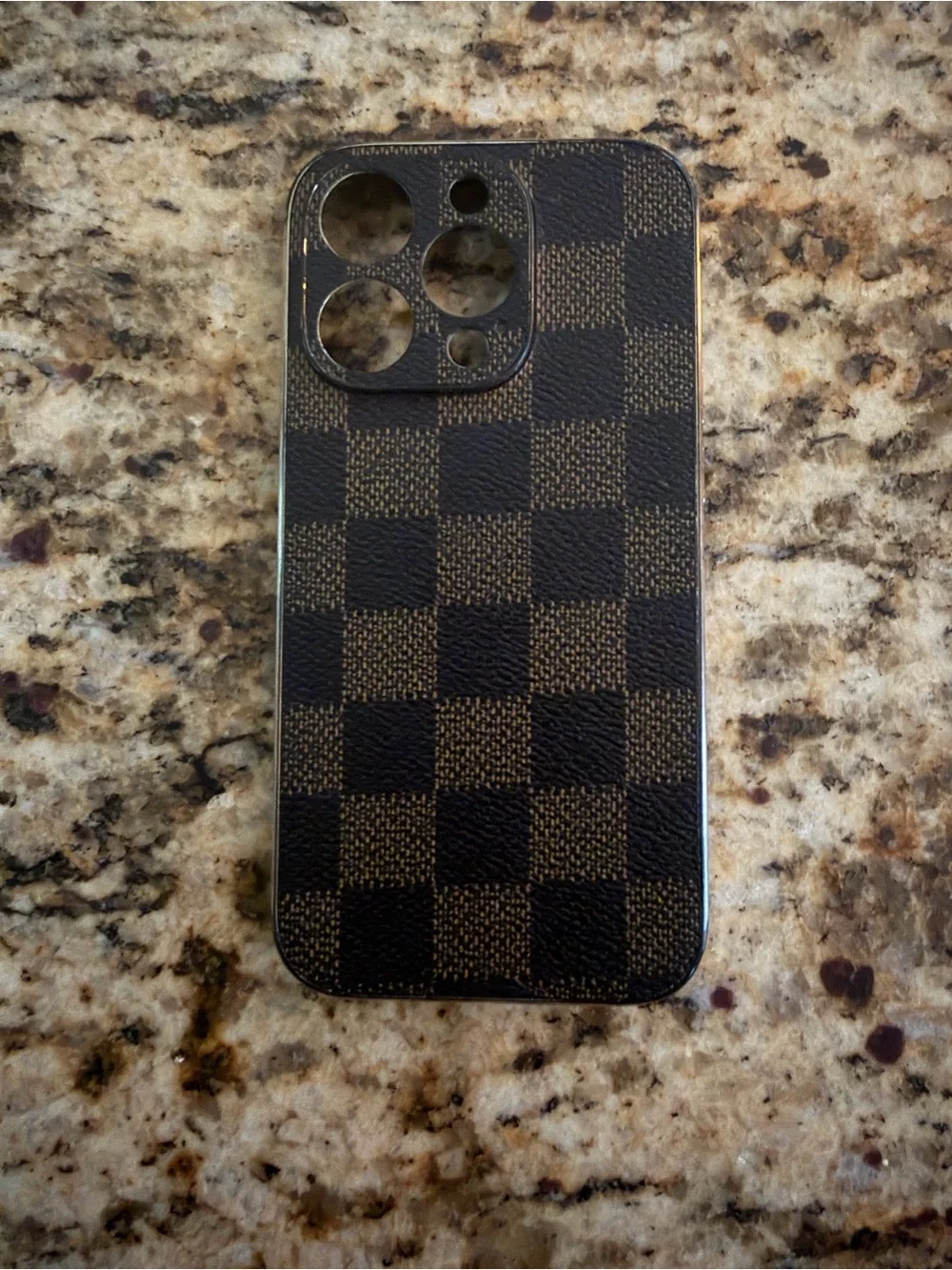 Patterned Leatherette Checkered Phone Case - Black & Brown